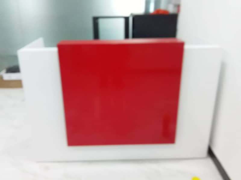 Reception Table | Counter Table 2