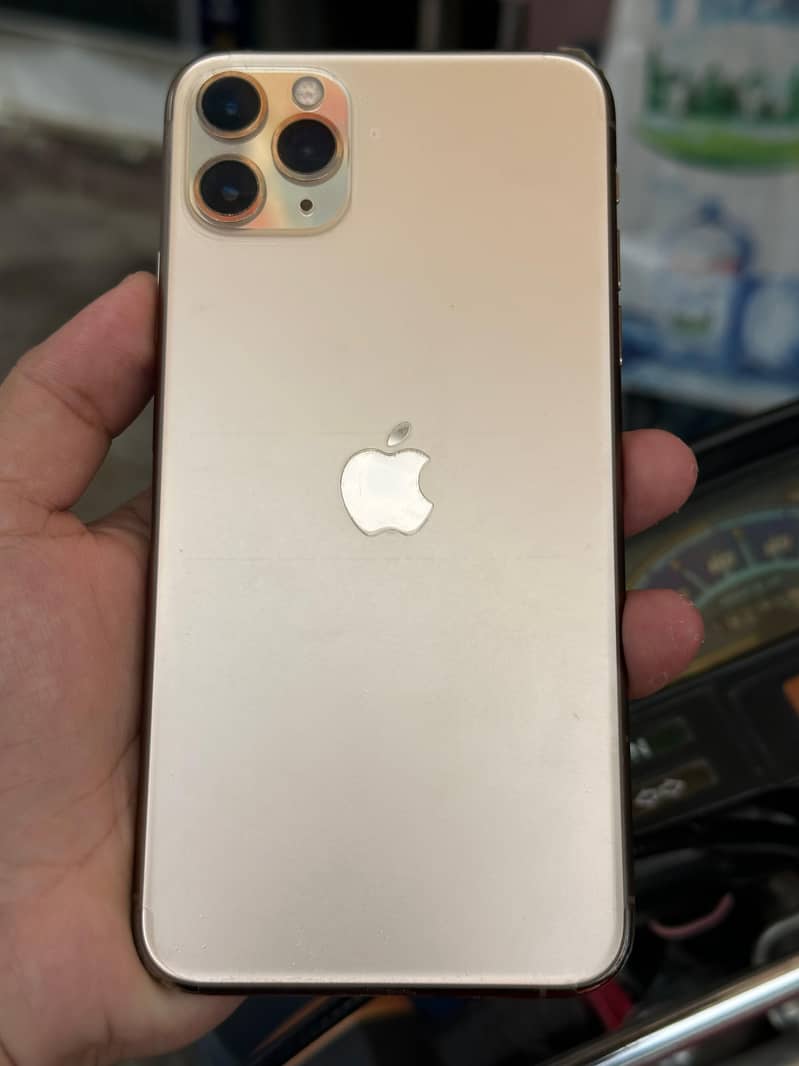 Apple iPhone 11 Pro Max 1