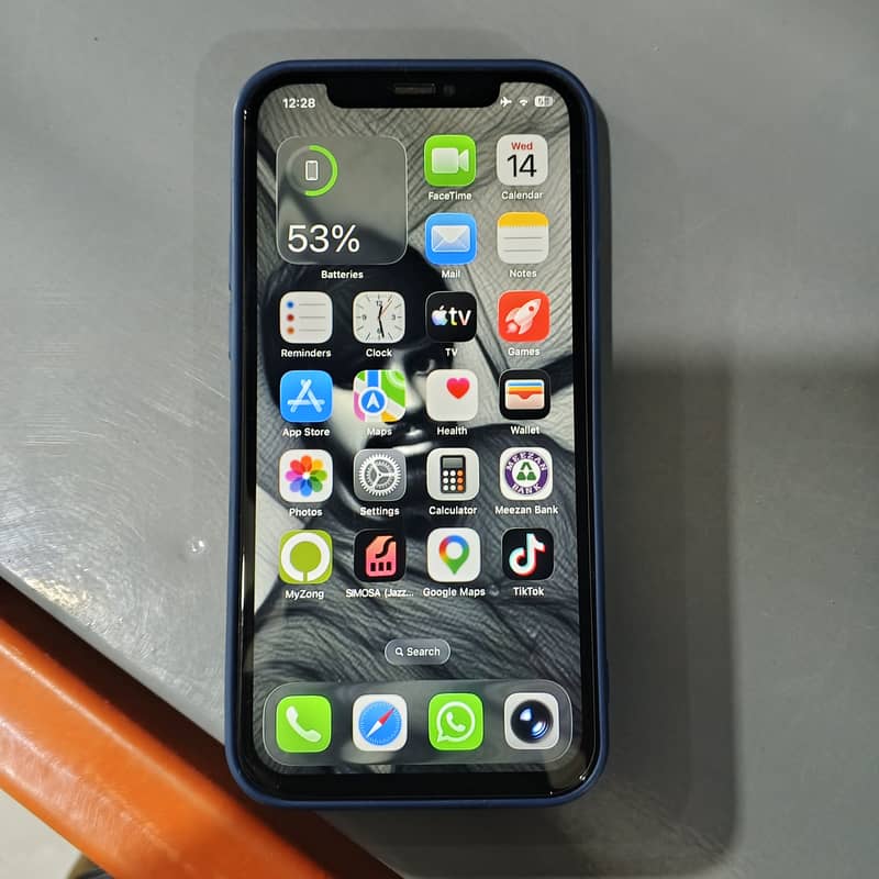 Apple iPhone 12 3