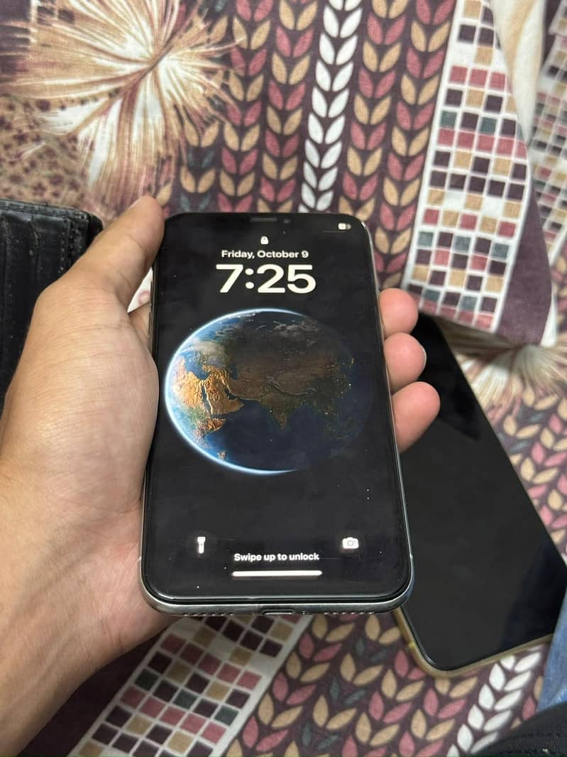 Apple iPhone X 1