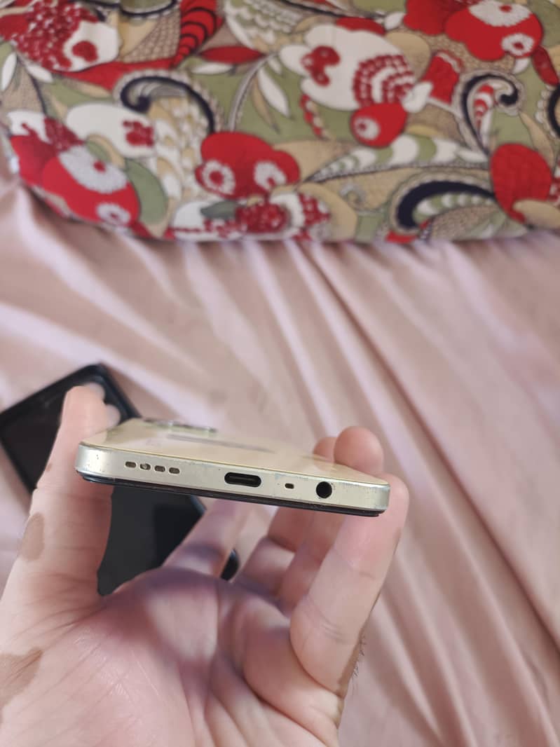 Realme C53 2