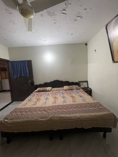 Wooden Bed with Brand New Mattress – 10/10 Condition
