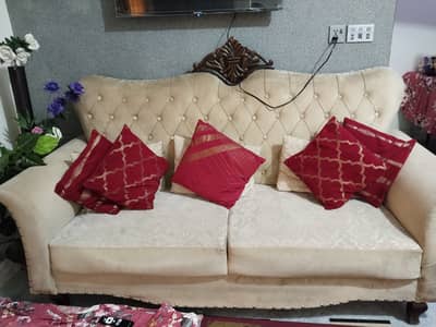 I want to sale 7 seater sofa  urgent in good condition