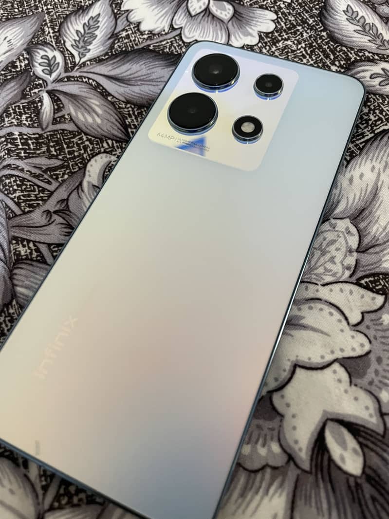 Infinix Note 30 4