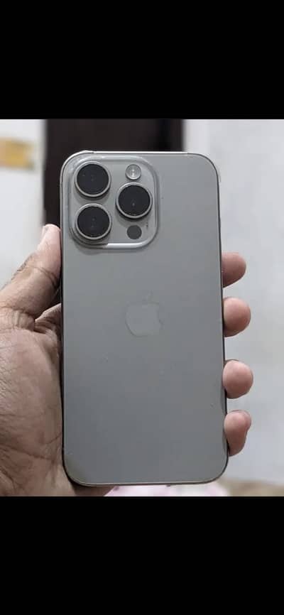 Apple iPhone 15 Pro