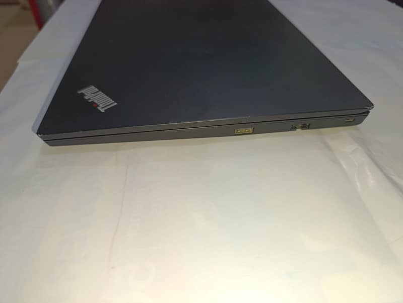 Lenovo E15 6