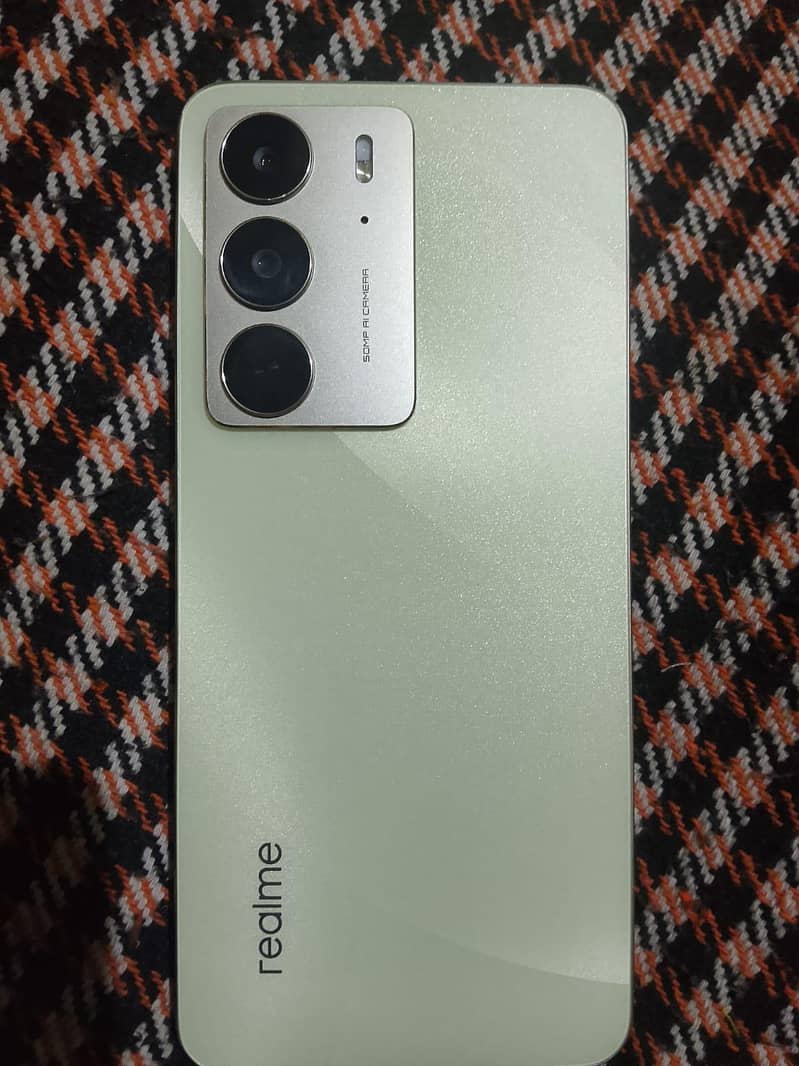 Realme C75 0