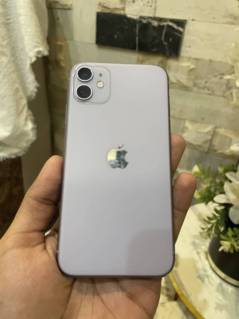 Apple iPhone 11 3
