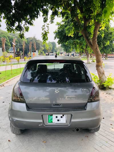 Suzuki Swift DLX 2010