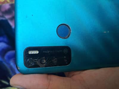 Tecno Pouvoir 4