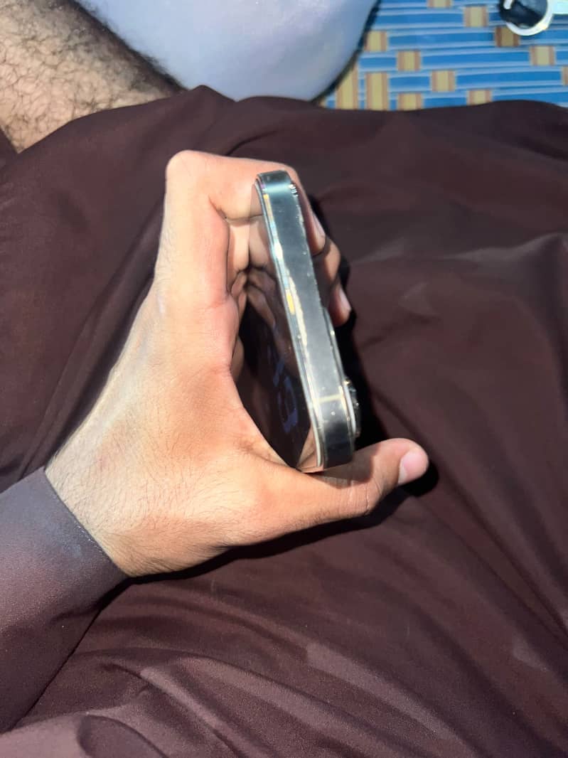 Apple iPhone 14 Pro Max 2