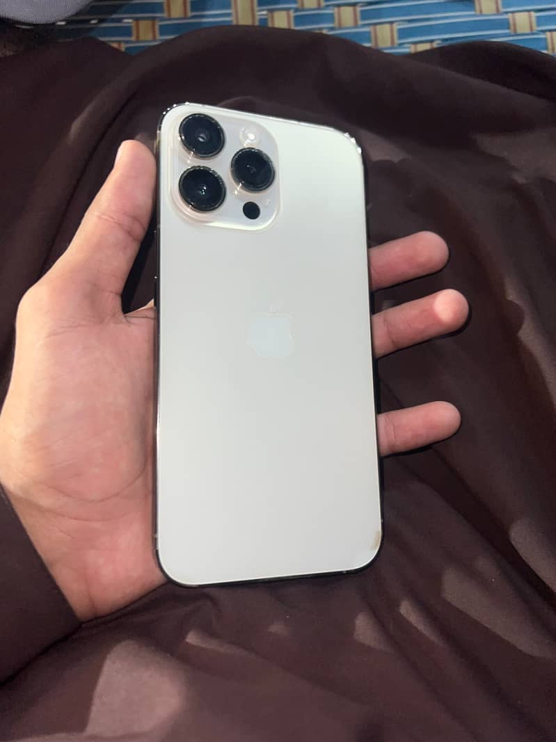 Apple iPhone 14 Pro Max 5