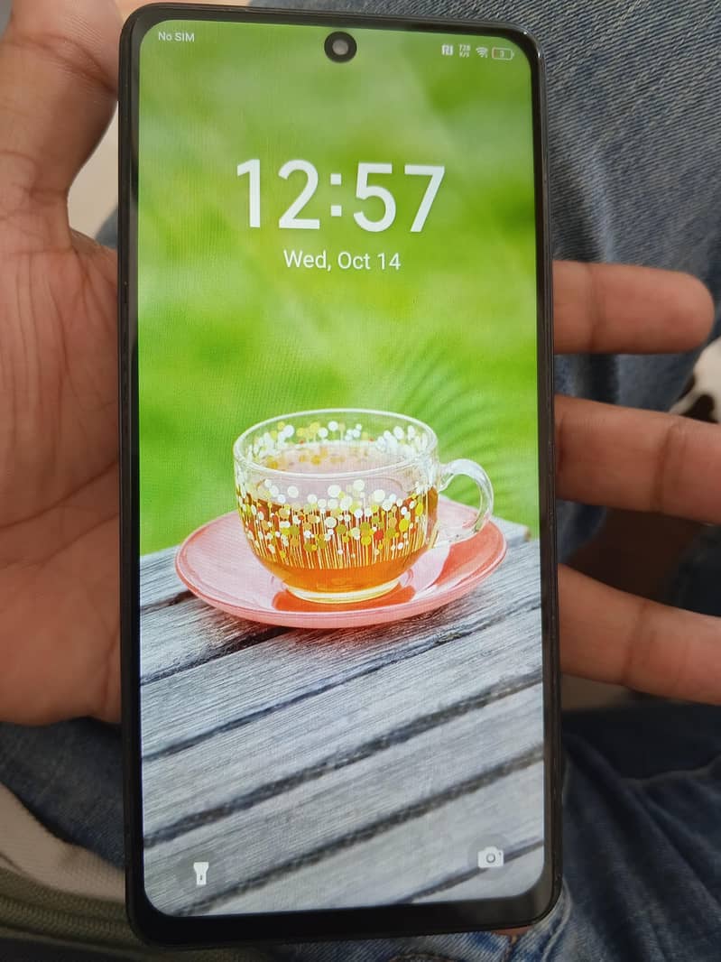 Tecno CAMON 20 1