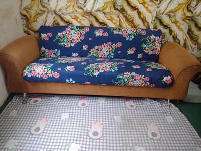 Sofa come bed
