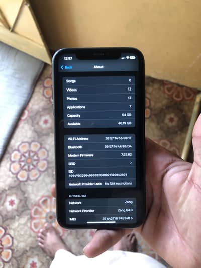 Apple iPhone XR
