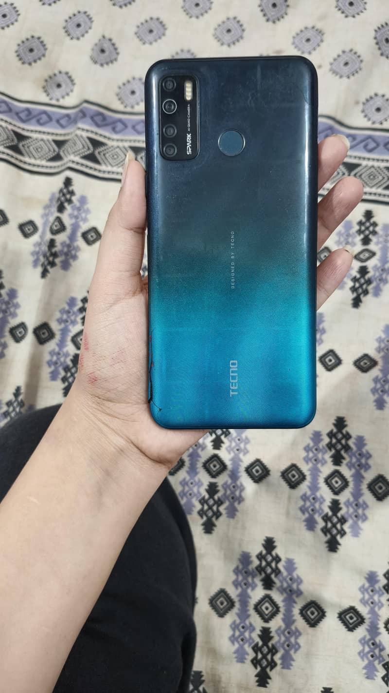Tecno spark 5 pro 0