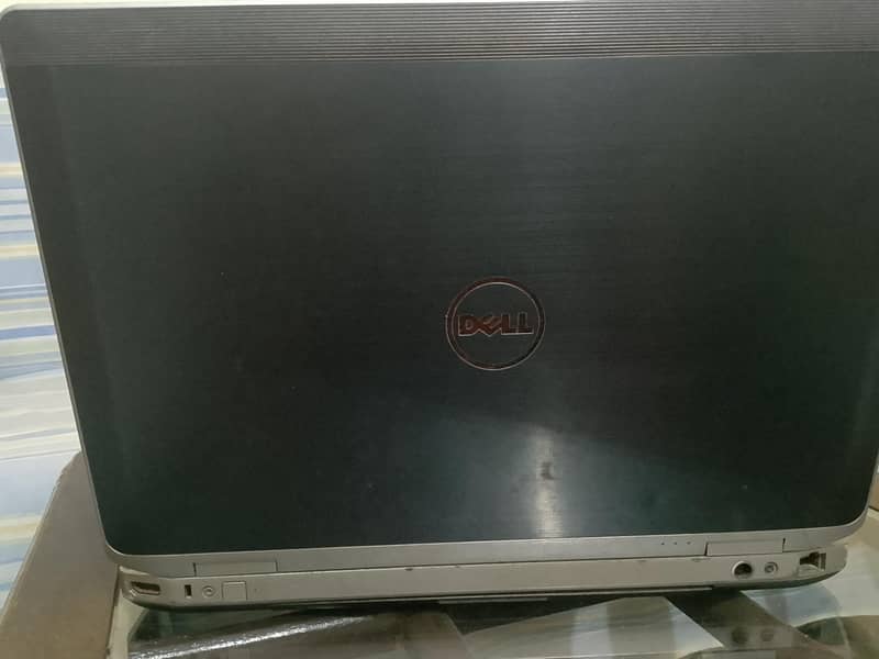 Dell laptop 0