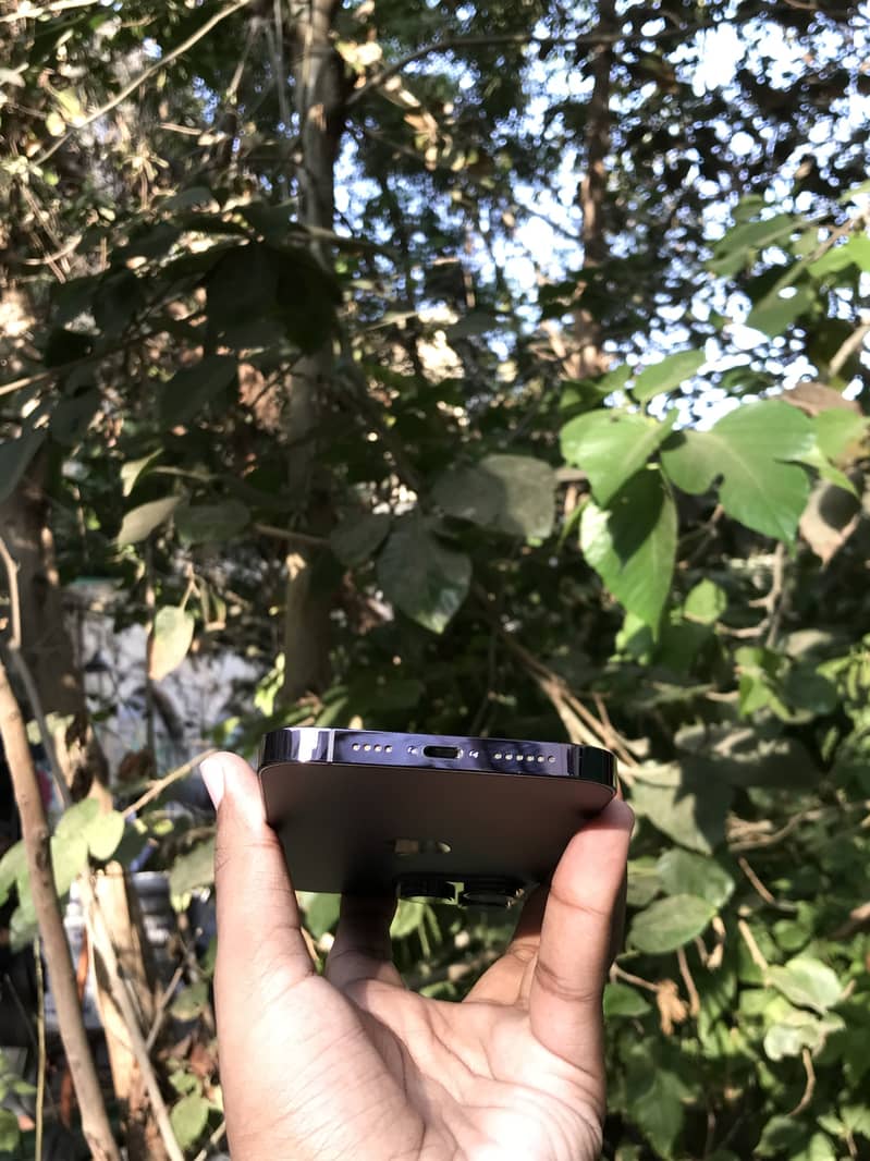 Apple iPhone 14 Pro Max 3