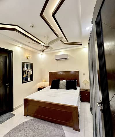 10 Marla Fully Furnished House | Luxury Property In DHA Lahore