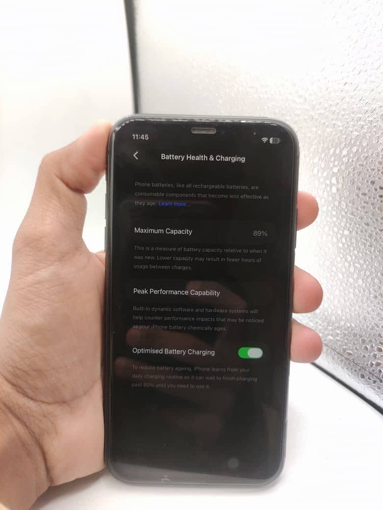 Apple iPhone 11 9