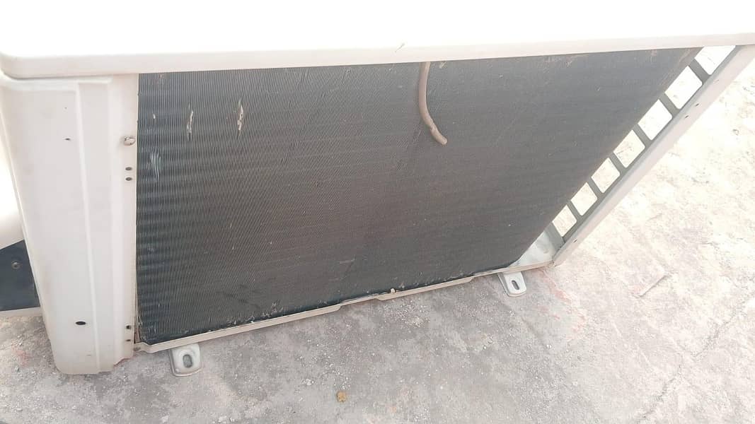 ORIENT AC. . . . 4