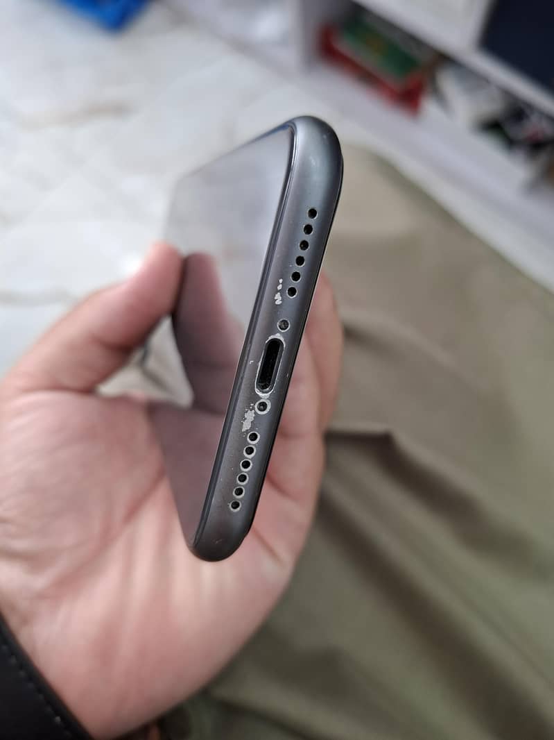 Apple iPhone 11 2