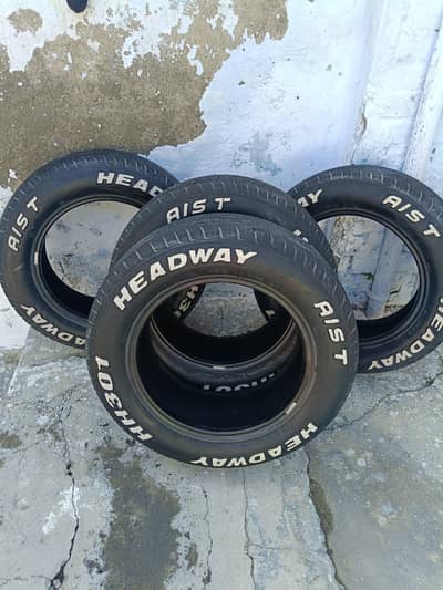 Car Tyre 195/. 65. R. 15 . . 91V