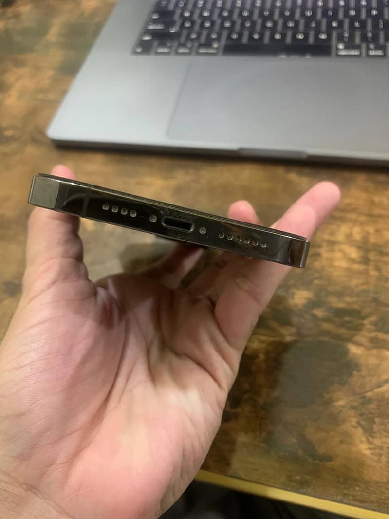 Apple iPhone 13 Pro Max 5