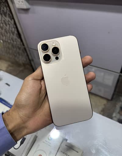 Apple iPhone 16 Pro Max
