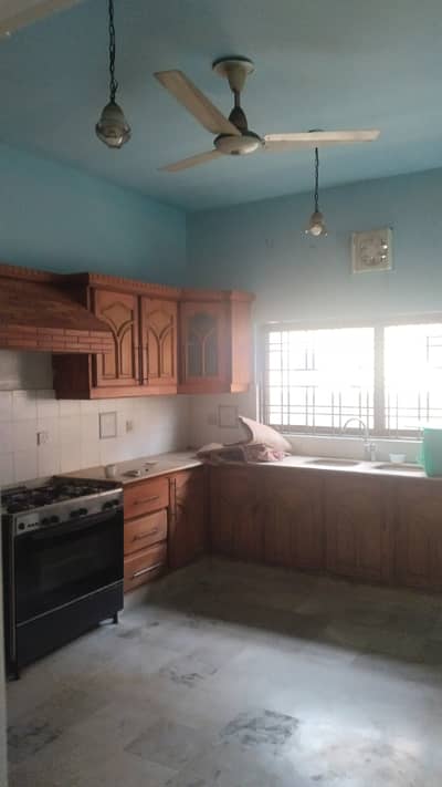 8 MARLA 3 BED UPPER PORTION G 11/1 ISLAMABAD