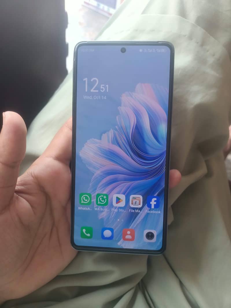 Tecno CAMON 20 Pro 1