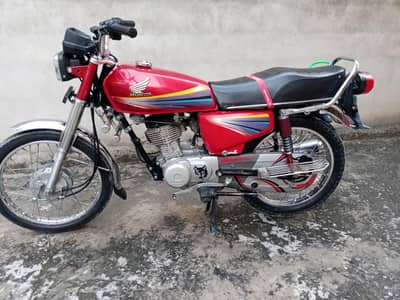 HONDA 125 for sale . . .