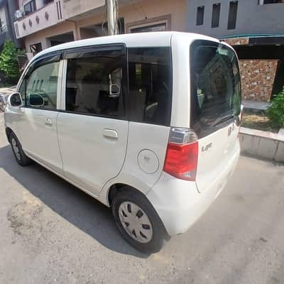 Honda Life 2011 / 14