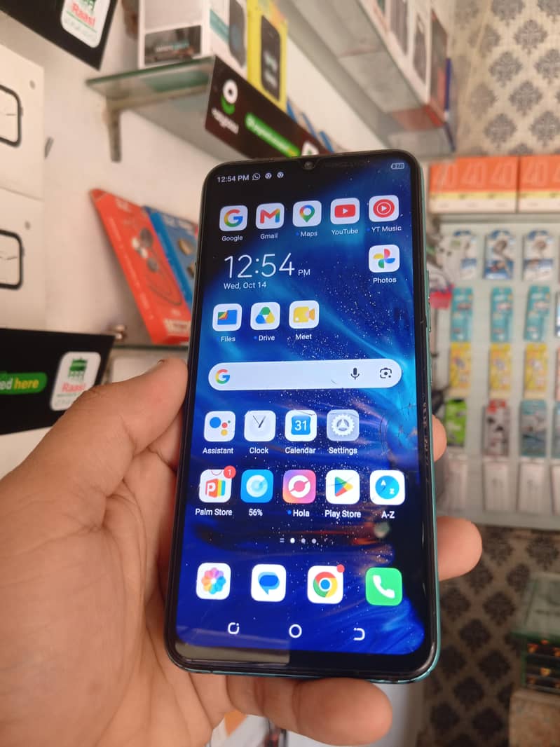 OPPO A76 1