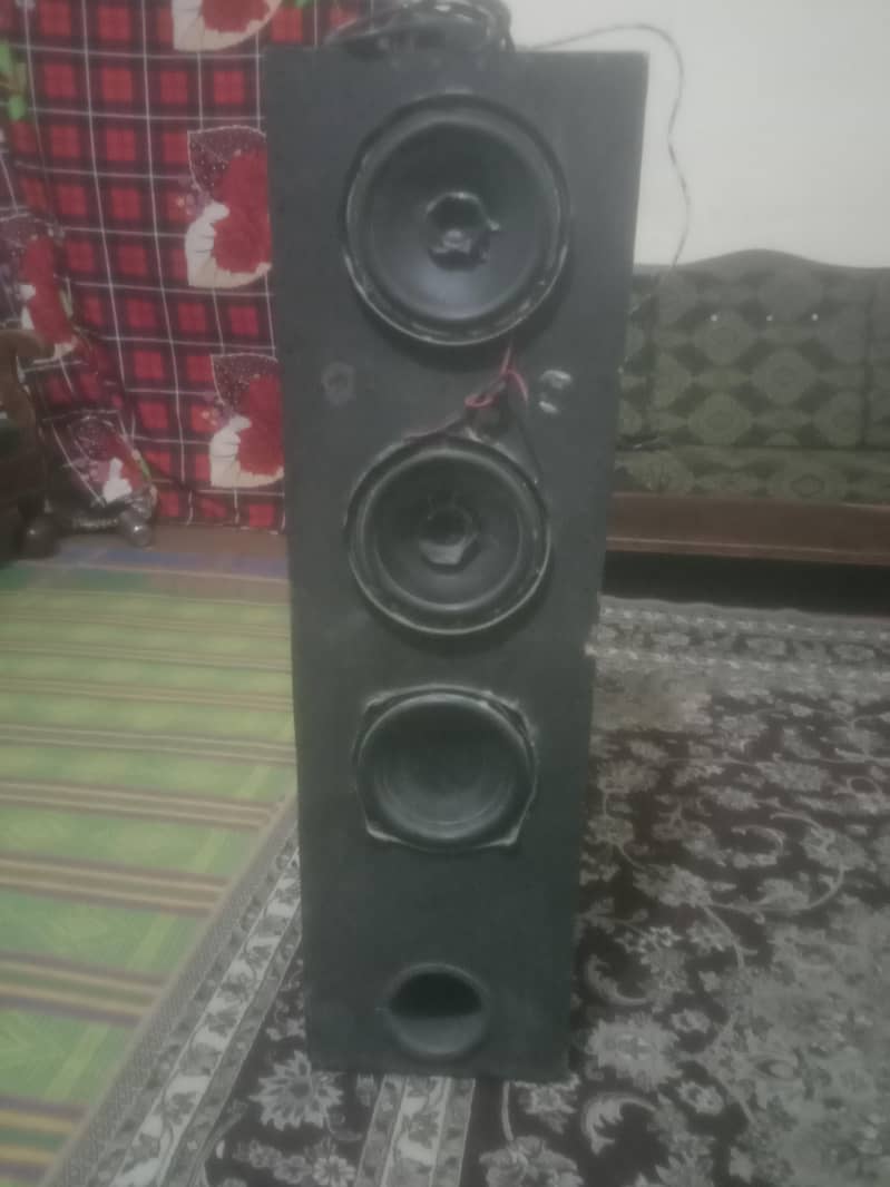 subwoofer 0