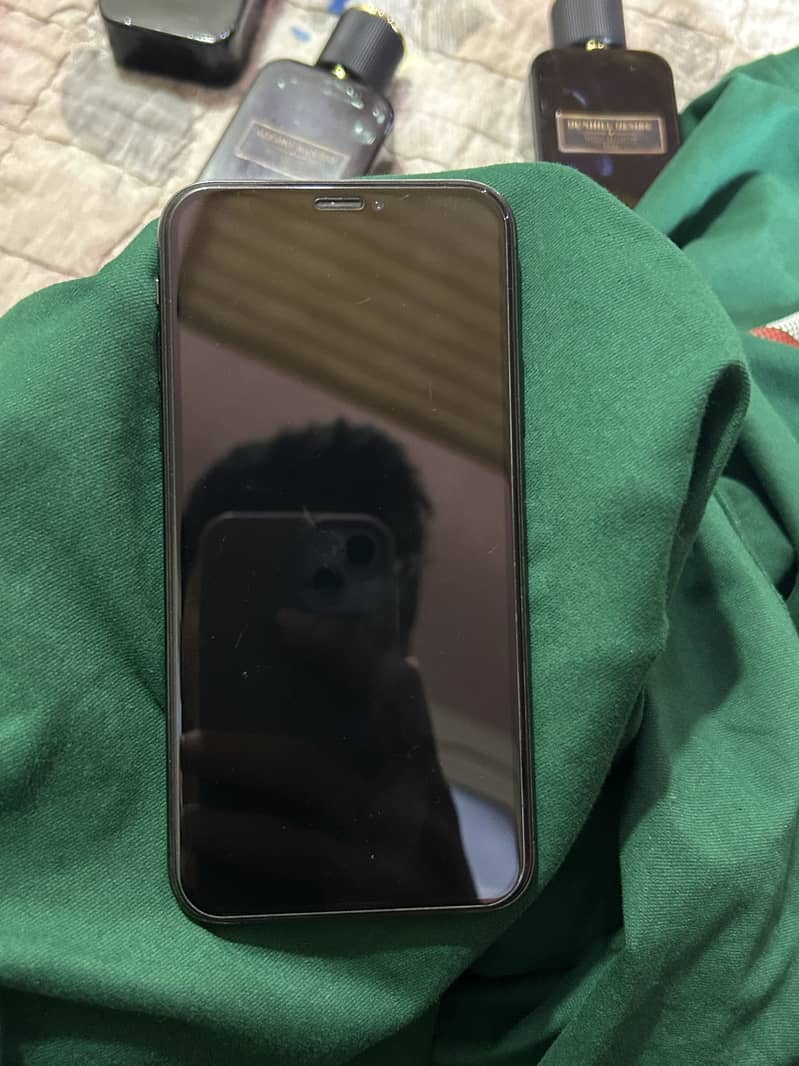 Apple iPhone XS 1