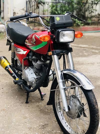Honda CG-125 (Model 2014) Total Genuine