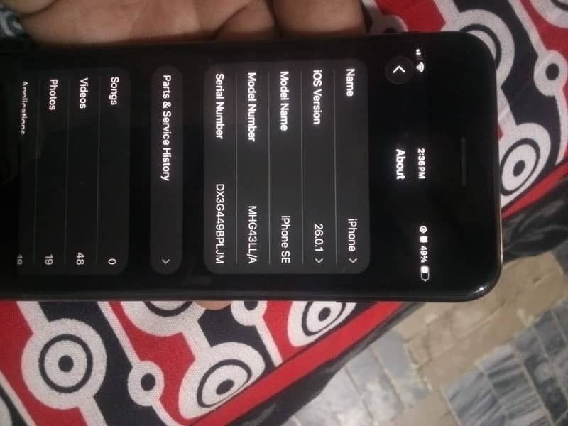 Apple iPhone SE 10/10 1