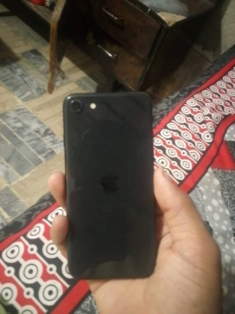 Apple iPhone SE 10/10 3
