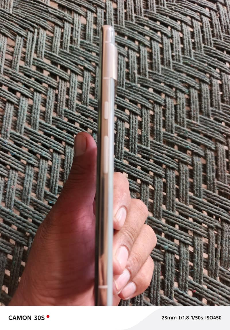 Google Pixel 7 Pro 4