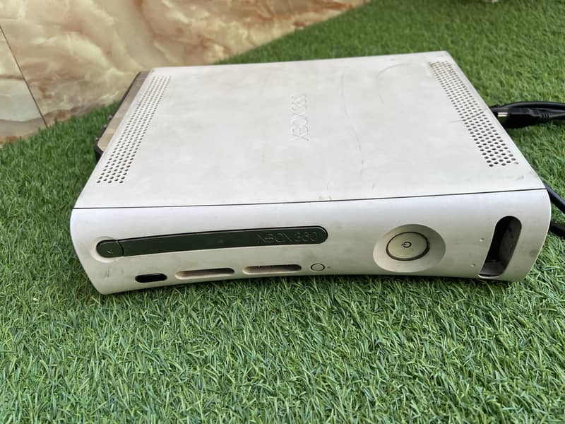 Xbox 360 fat 6