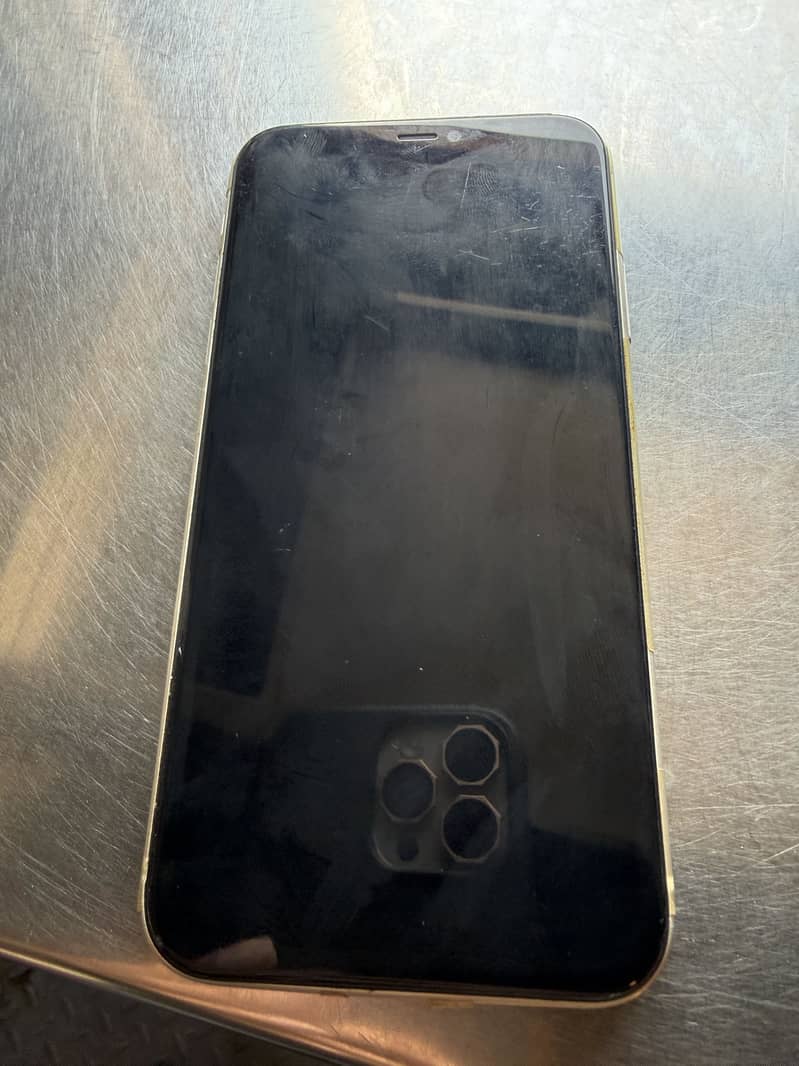 Apple iPhone 11 5