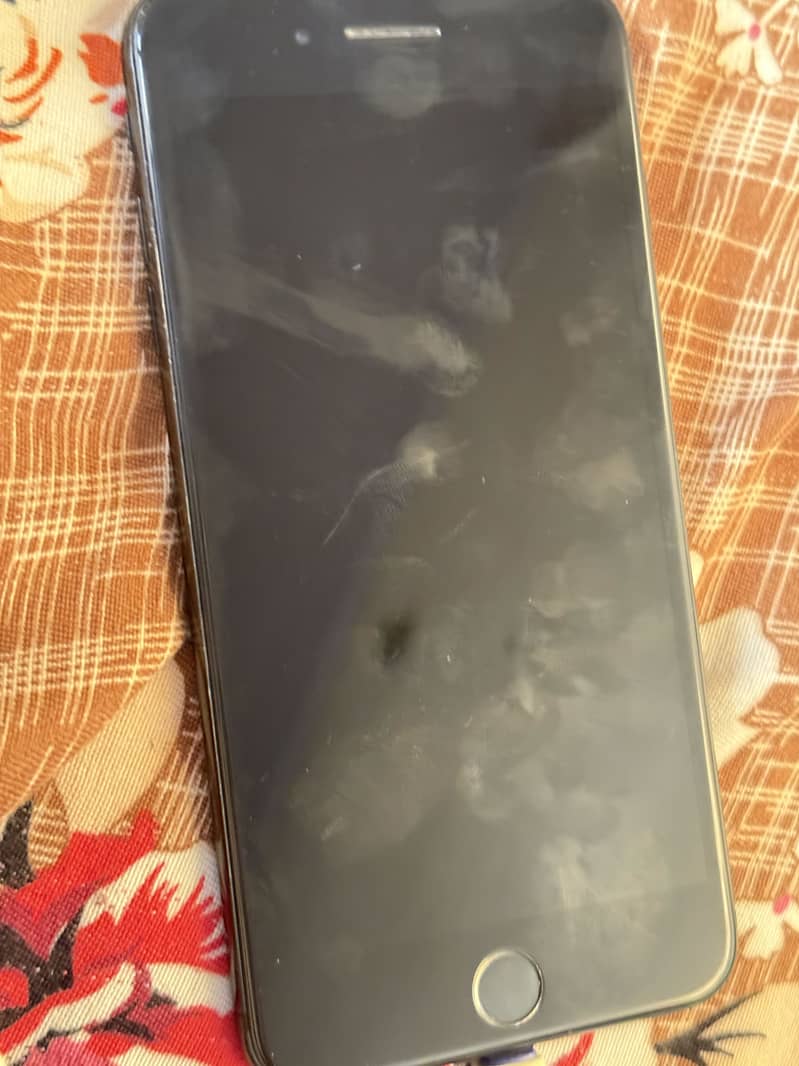 Apple iPhone 7 Plus 2