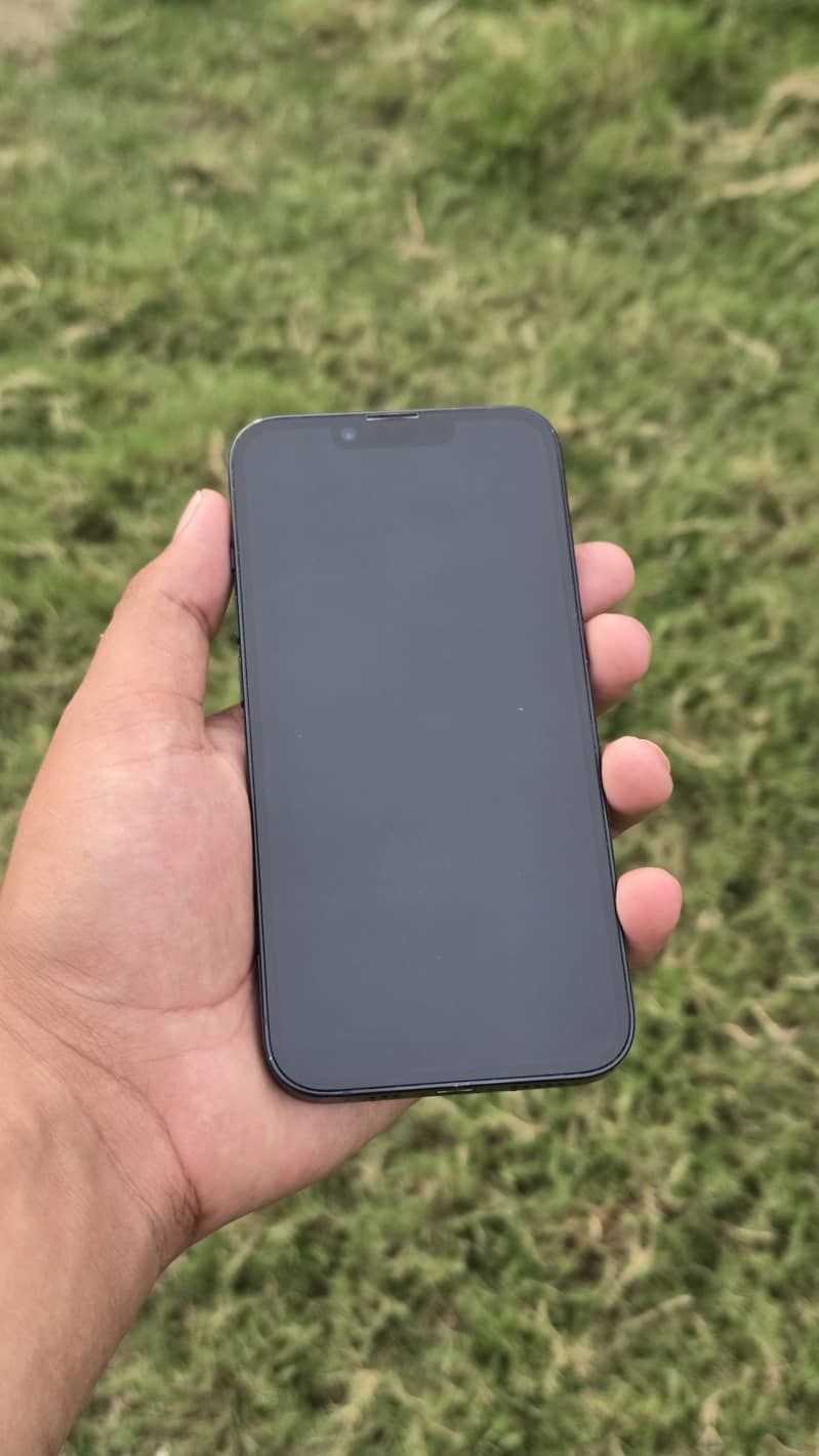 Apple iPhone 14 4