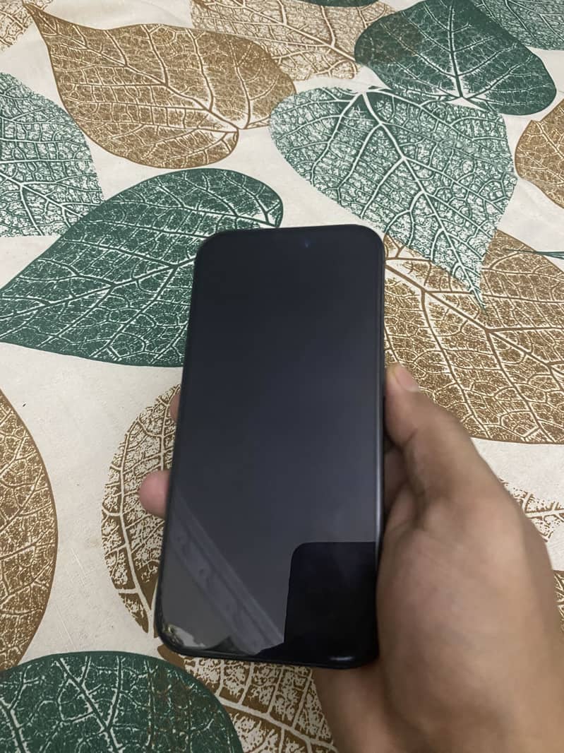 Apple iPhone 15 Pro 7