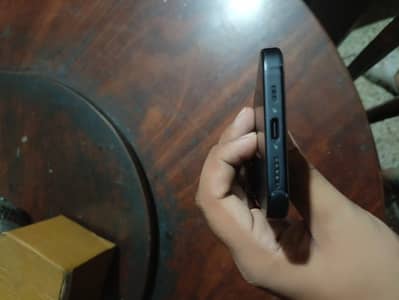 Apple iPhone 15