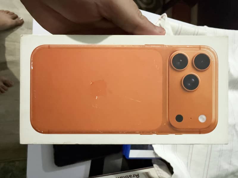 Apple iPhone 17 Pro Max 6