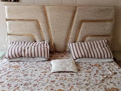 bed full size