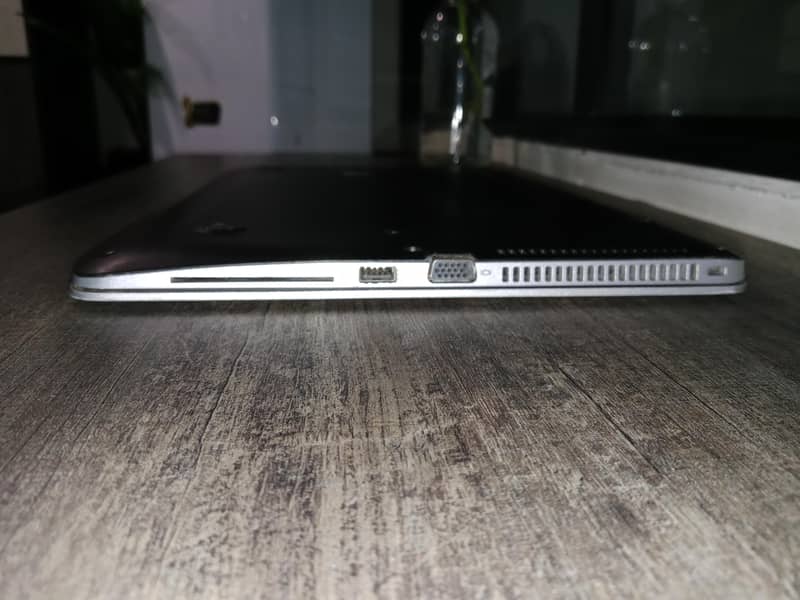 HP Laptop 9