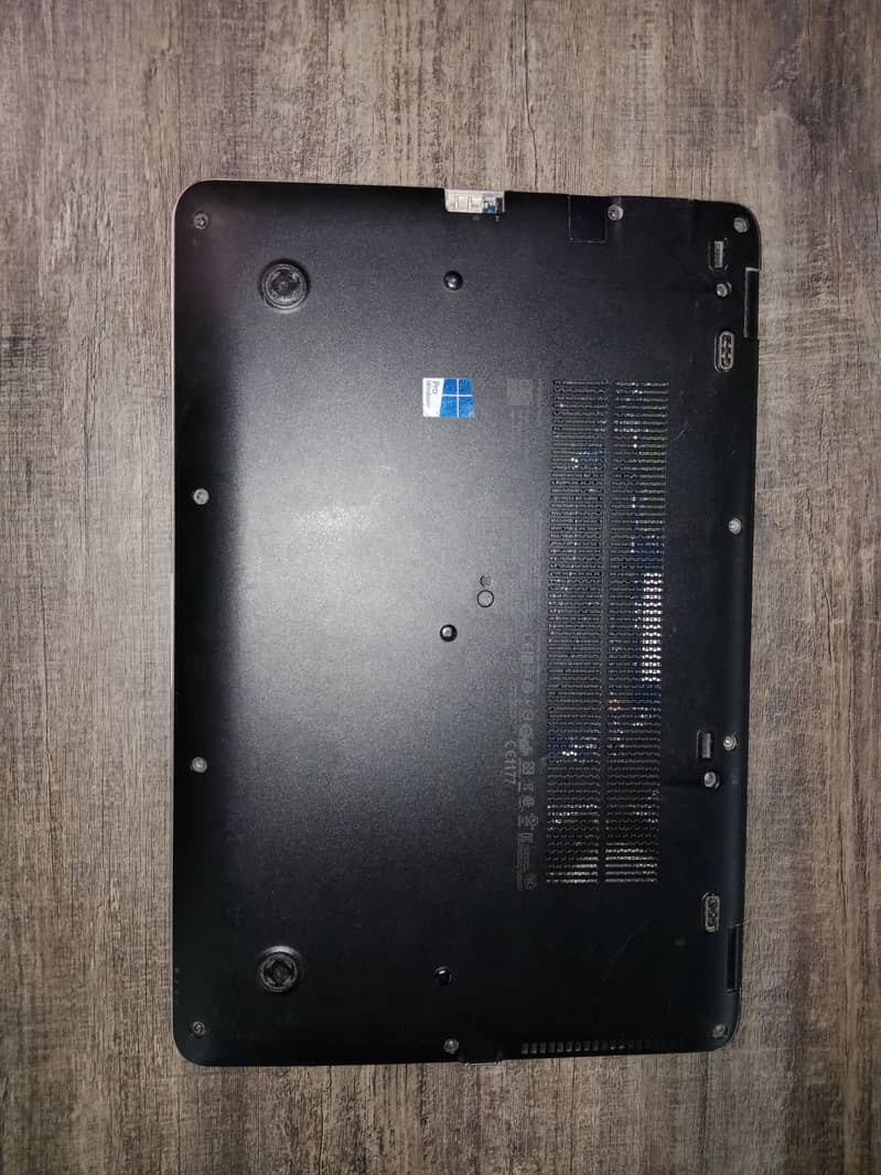 HP Laptop 10